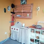 Charming House In בית נופש Melissano